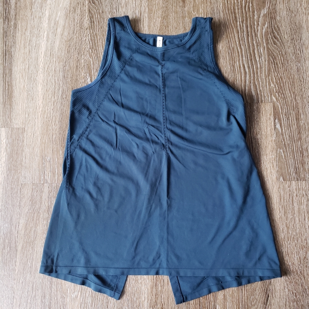 Athleta Green Activewear Open Back Tunic Tank Top Stretch Size Small